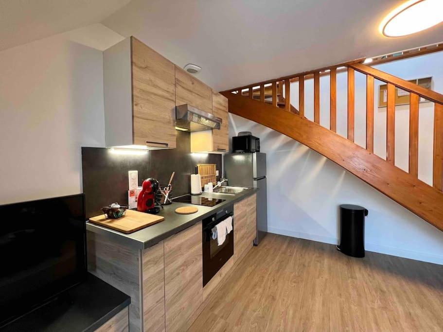 Appartement Centre-Ville / 6 Prsn / Bord Du Doubs / Au Pied De La Citadelle Μπεζανσόν Εξωτερικό φωτογραφία